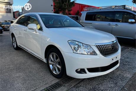 2010 Toyota Crown MAJESTA