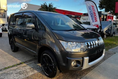 2013 Mitsubishi Delica D:5