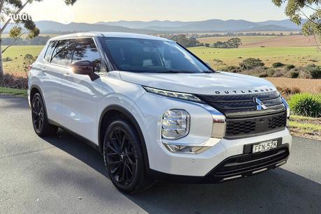 2023 Mitsubishi Outlander Black Edition 7 Seat (2Wd) Zm My24