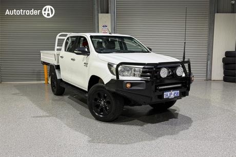 2017 Toyota Hilux Sr (4X4) Gun126R