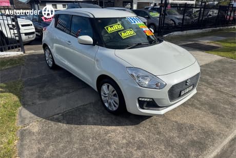 White 2019 Suzuki Swift Hatchback Gl Navigator