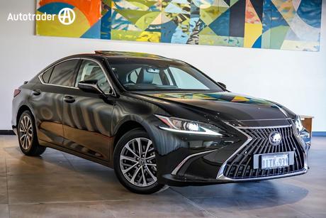 2025 Lexus ES300H Luxury (Hybrid) Axzh10R