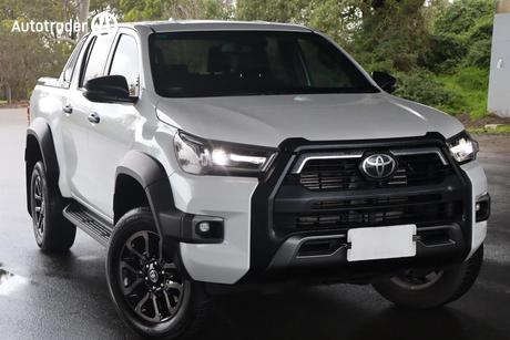 2023 Toyota Hilux Rogue (4X4) Gun126R
