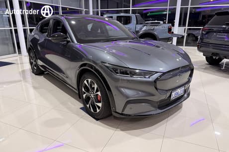 2023 Ford Mustang Mach-E PREMIUM R
