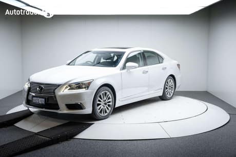 2017 Lexus LS460 Sports Luxury Usf40R