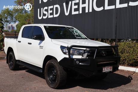 2022 Toyota Hilux Sr (4X4) Gun126R