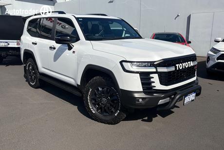 2025 Toyota Landcruiser Lc300 Gr-S (4X4) Fja300R