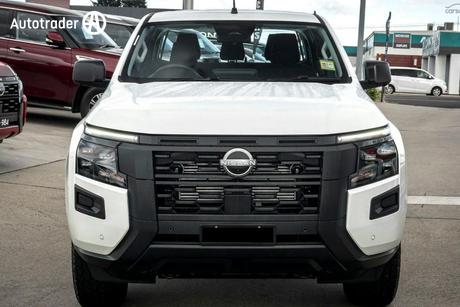 White 2026 Nissan Navara Dual Cab Pick-up Sl (4X4)
