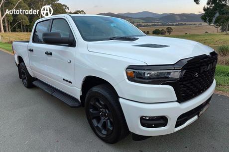 2026 RAM 1500 Express Black Edition Dt My26