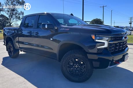 Grey 2024 Chevrolet Silverado Crew Cab Pickup 1500 Zr2