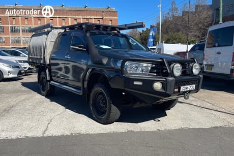 2015 Toyota Hilux Sr (4X4) Gun126R