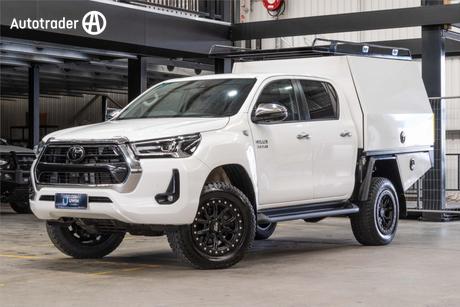 2023 Toyota Hilux Sr5 (4X4) Gun126R