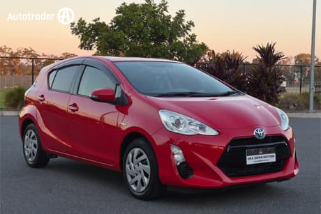 2015 Toyota Aqua S