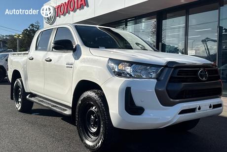 2022 Toyota Hilux Sr (4X4) Gun126R