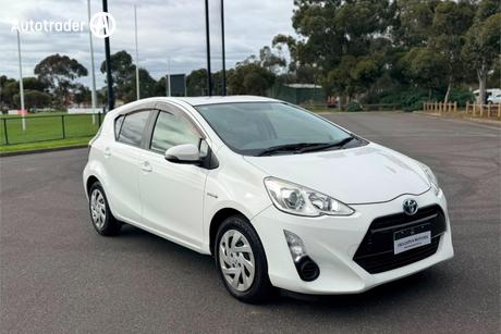 2015 Toyota Aqua S
