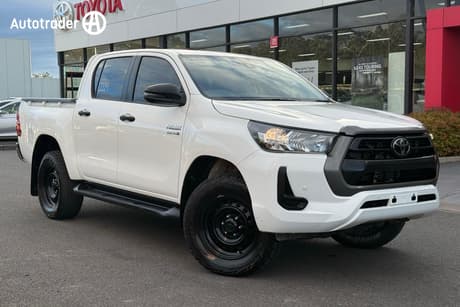 2022 Toyota Hilux Sr (4X4) Gun126R