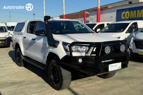 2021 Toyota Hilux Sr (4X4) Gun126R