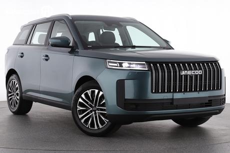 Green 2026 Jaecoo J5 Wagon Summit Ev