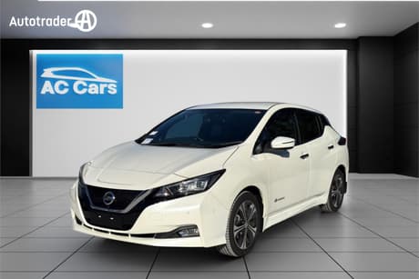 2018 Nissan Leaf CRUISE CONTROL, PARKING SENSORS