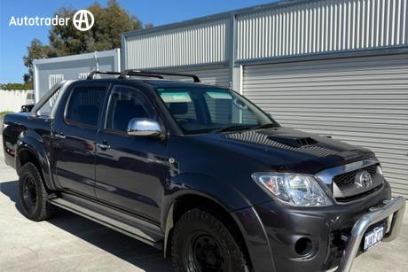 Grey 2010 Toyota Hilux Dual Cab Pick-up Sr5 (4X4)