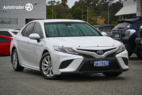 2018 Toyota Camry Ascent Sport (Hybrid) Axvh71R