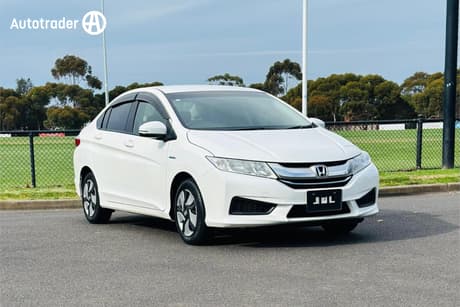 2017 Honda Grace D X