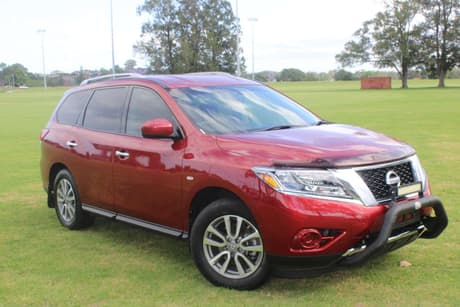 2014 Nissan Pathfinder St (4X2) R52
