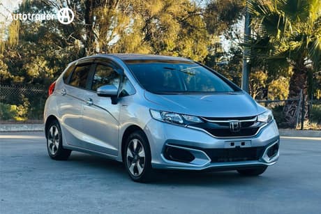 2019 Honda Fit F HYBRID SENSING
