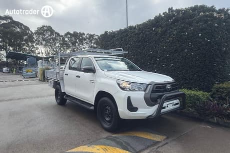 2022 Toyota Hilux Sr (4X4) Gun126R