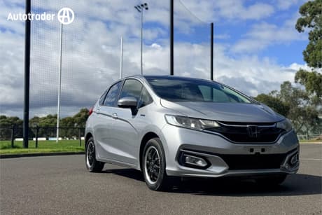 2017 Honda Fit HYBRID L-HONDA SENSING