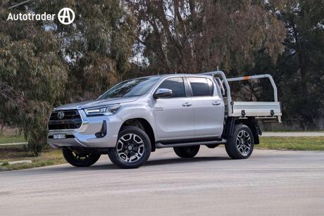 2022 Toyota Hilux Sr5 (4X4) Gun126R