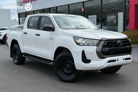 2020 Toyota Hilux Sr Hi-Rider Gun136R Facelift