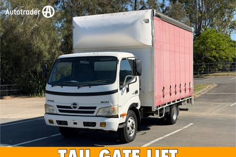 White 2008 Hino OTHER Ute Tray