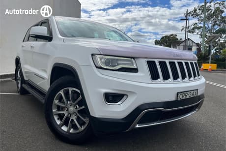 White 2014 Jeep Grand Cherokee Wagon Laredo (4X4)