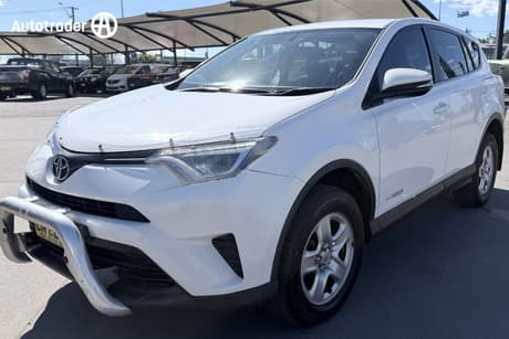 White 2017 Toyota RAV4 Wagon Gx (4X4)