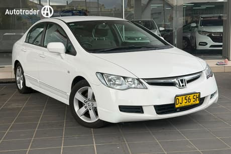White 2008 Honda Civic Sedan Vti-L