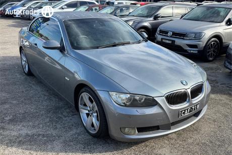 Grey 2009 BMW 325I Convertible 25I