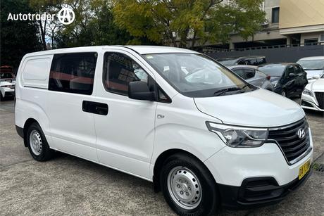 White 2020 Hyundai Iload Crew Van 6S Liftback