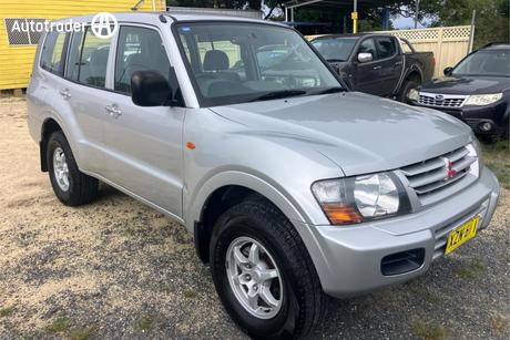 Silver 2002 Mitsubishi Pajero Wagon Commonwealth Games Ltd Ed