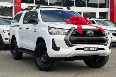 White 2021 Toyota Hilux Double Cab Pick Up Sr Hi-Rider