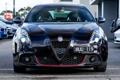 Black 2020 Alfa Romeo Giulietta Hatchback Veloce Tct