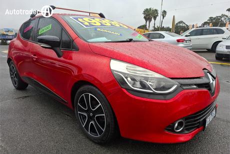 Red 2015 Renault Clio Hatchback Expression