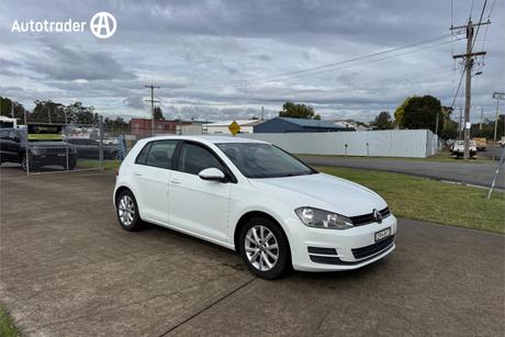 White 2013 Volkswagen Golf Hatchback 90 Tsi