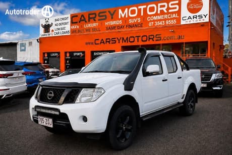 White 2013 Nissan Navara Dual Cab Pick-up St (4X4)