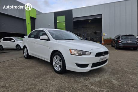 White 2012 Mitsubishi Lancer Sedan Es