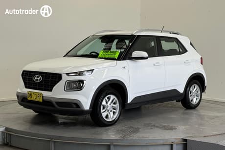 White 2025 Hyundai Venue Wagon