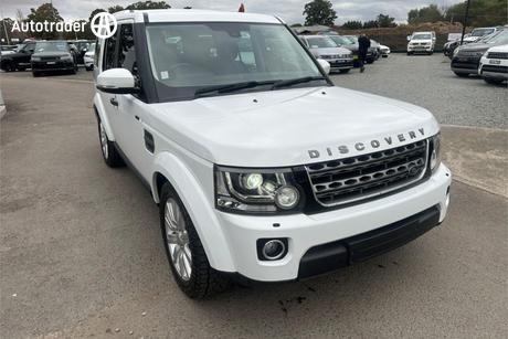 White 2016 Land Rover Discovery Wagon Tdv6