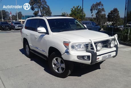 White 2015 Toyota Landcruiser Wagon Sahara (4X4)