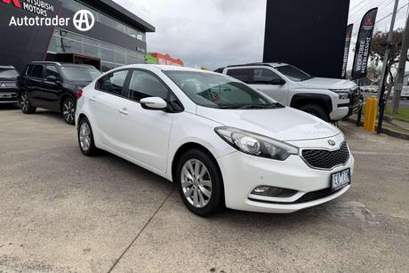 White 2014 Kia Cerato Sedan S