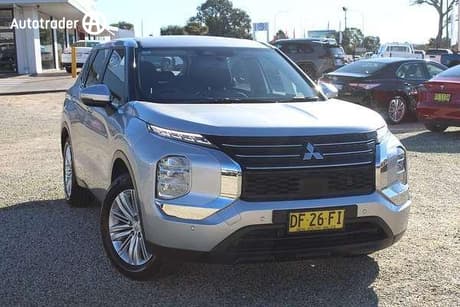 2022 Mitsubishi Outlander Wagon Es 7 Seat (2Wd)